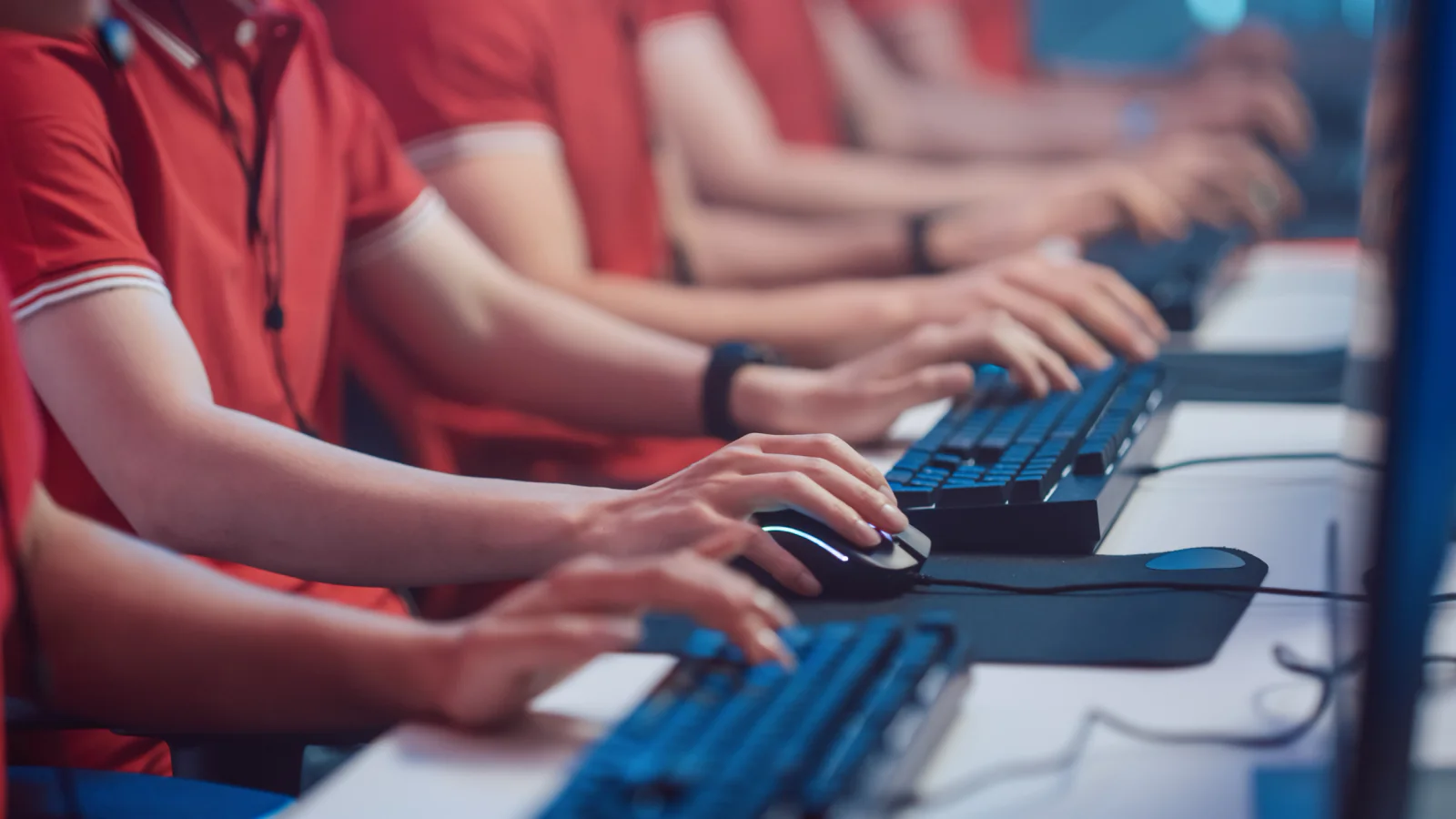 High performance computer setup for gaming events, demos, and graphics-heavy temporary programs
