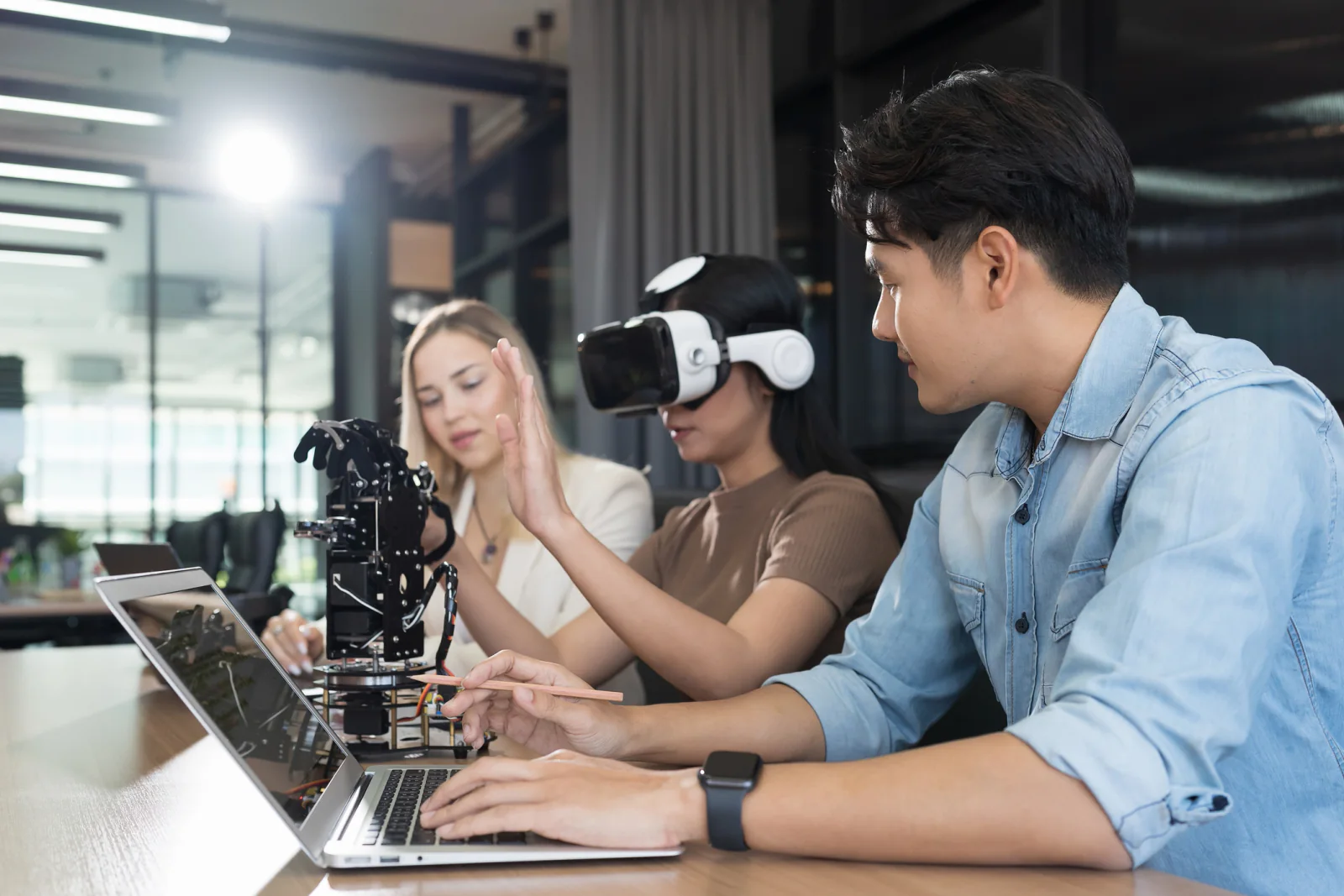 High performance Windows workstation rental using MSI class hardware for graphics, analytics, and demanding short term business work
