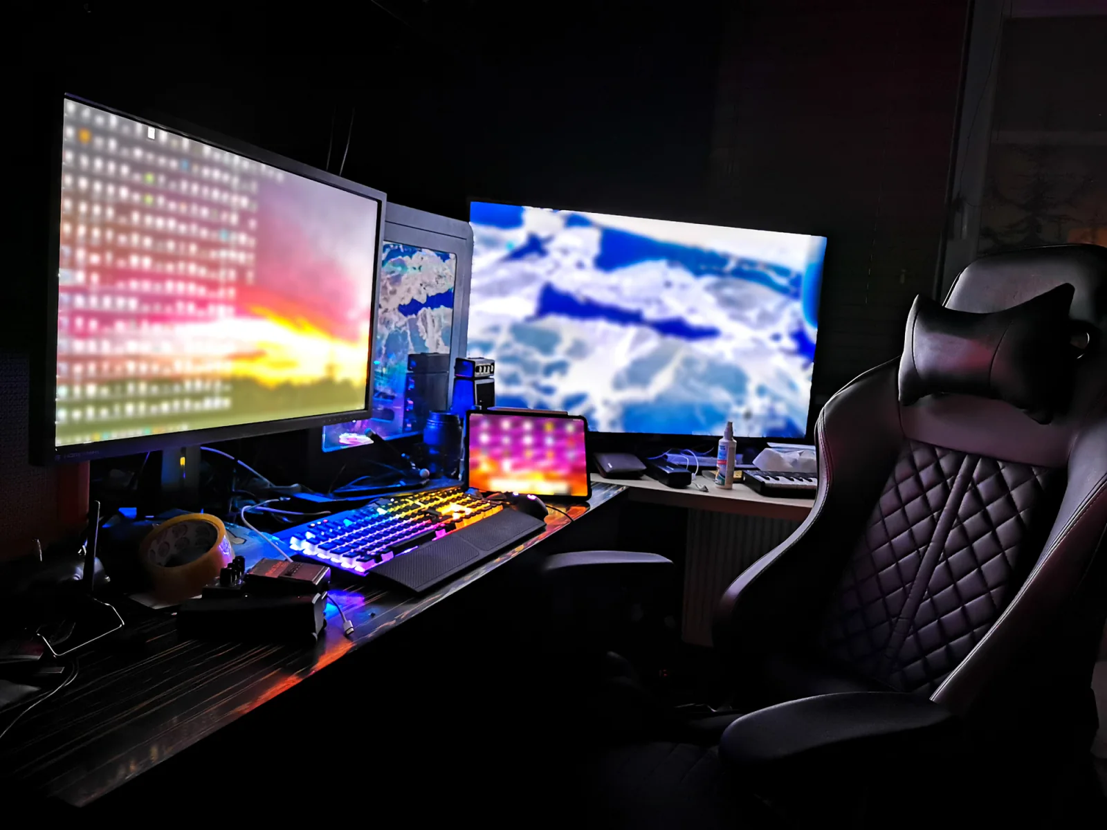 Multi monitor workstation setup used for high output temporary operations and production workflows