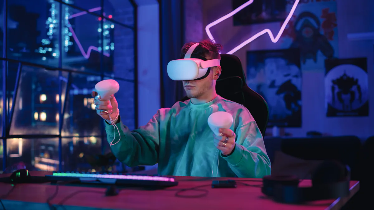 Public demo virtual reality setup for event attendees with mirrored screen and operator support