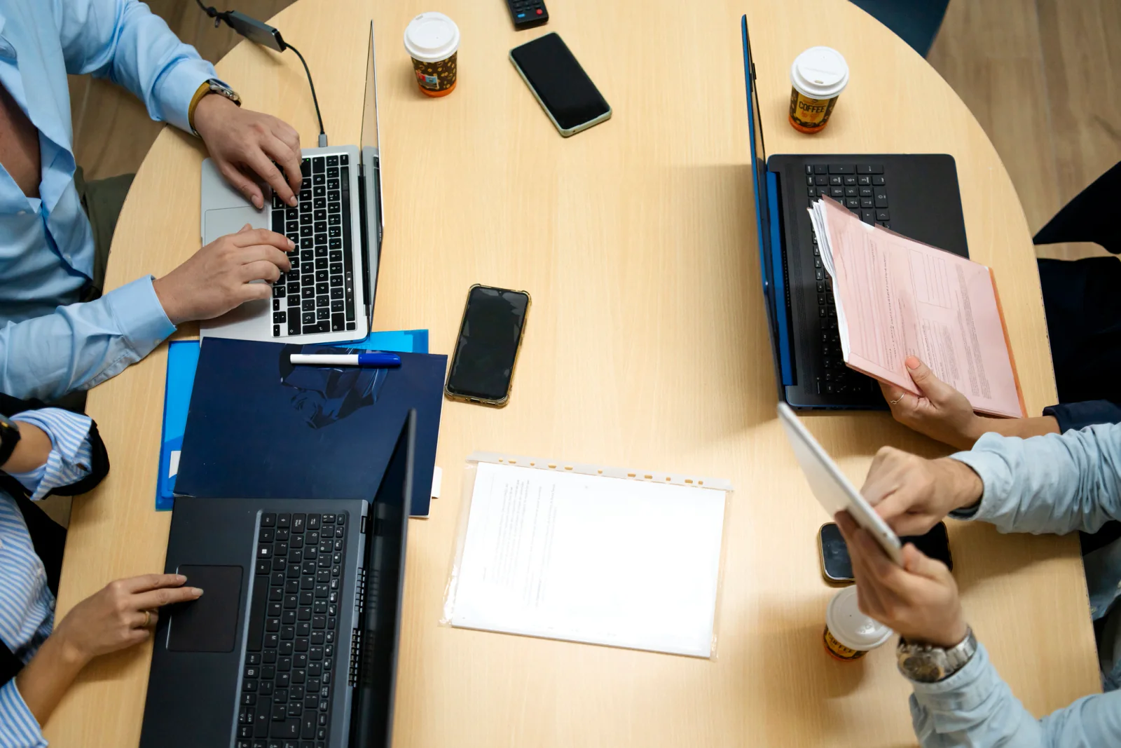 Event registration station using laptops tablets and printers connected through Verizon MiFi hotspot rentals