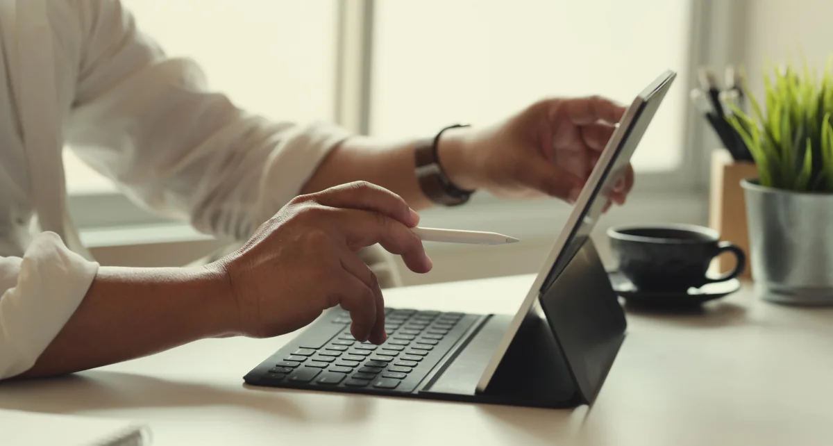 Microsoft Surface 2 in 1 device in laptop and tablet mode with pen support for demos and mobile business use