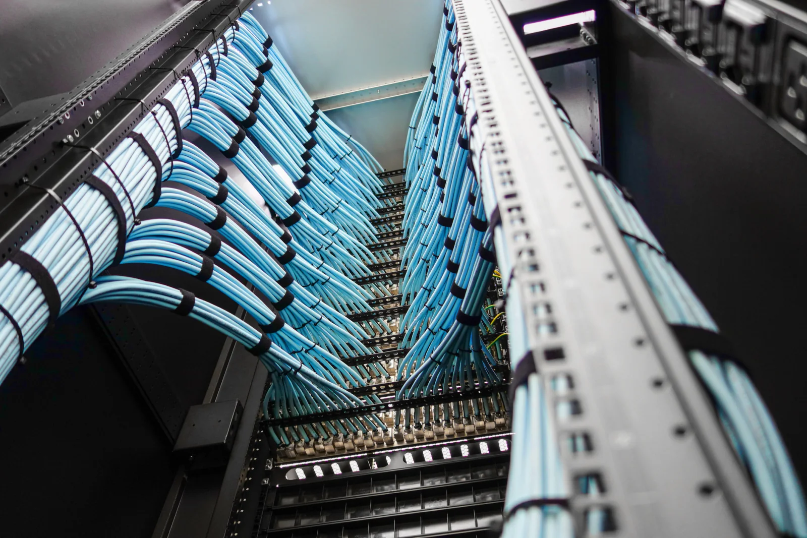 Aggregation and core switch rentals installed in a data center style rack for temporary backbone and routing functions