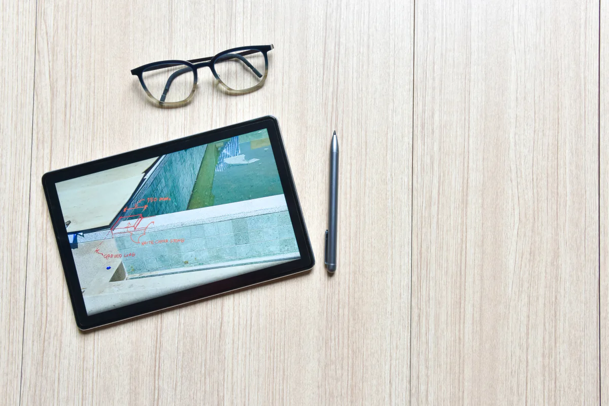 Smaller Surface Go tablet on a cafe table for mobile business use and lightweight field workflows