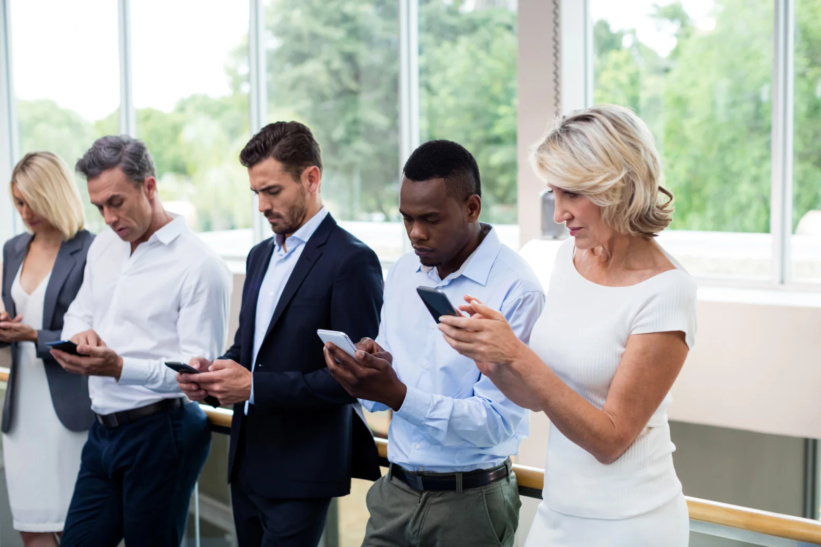 Android smartphone rentals prepared for temporary deployment field teams and mobile app workflow support